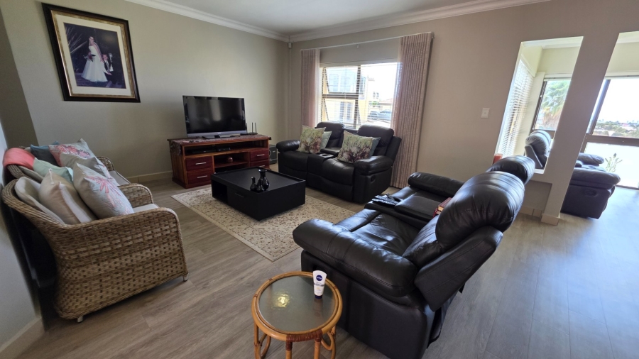 3 Bedroom Property for Sale in Seemeeu Park Western Cape